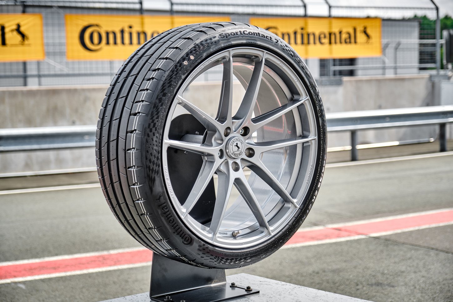 The new Continental SportContact 7 tire won its first test victory
