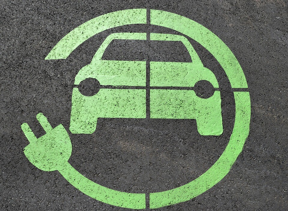 According to Bosch's survey, the popularity of electric cars continued to grow